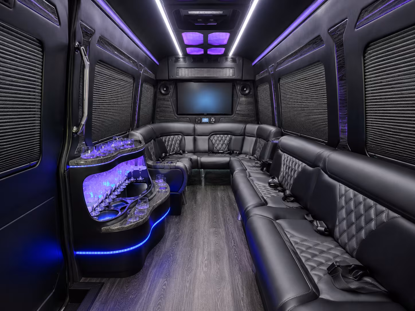 hawthorne 15 passenger party bus