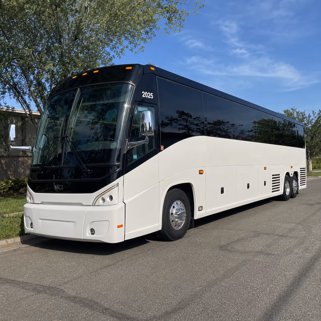 hawthorne charter bus rental fleet